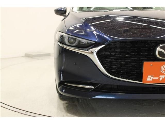 MAZDA3 SEDAN