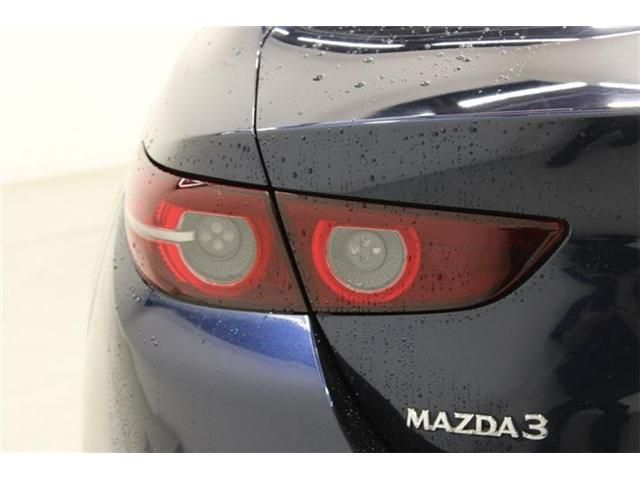 MAZDA3 SEDAN