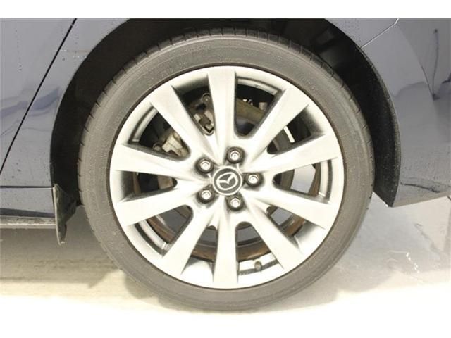 MAZDA3 SEDAN