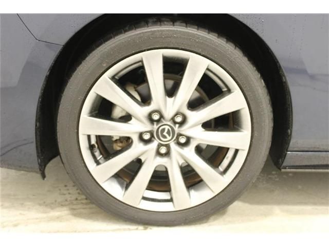 MAZDA3 SEDAN
