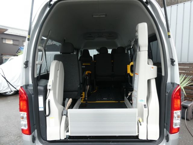 HIACE van 2WD