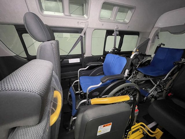 HIACE van 4WD