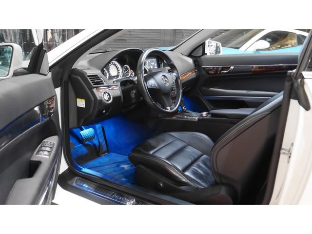MERCEDES BENZ E-Class Coupe
