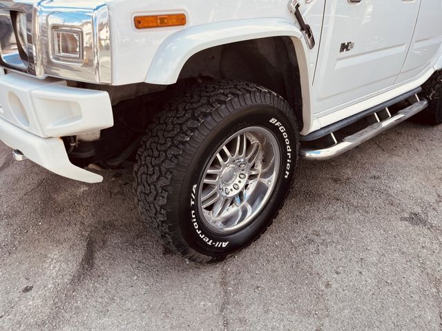 HUMMER H2