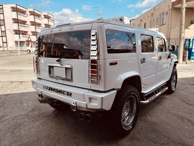 HUMMER H2