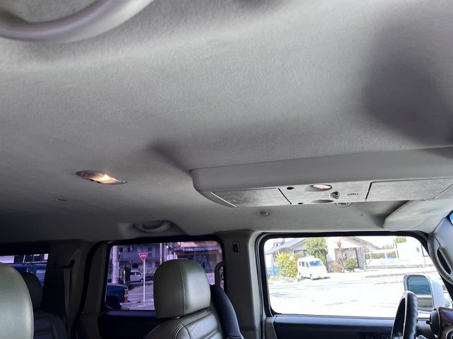 HUMMER H2