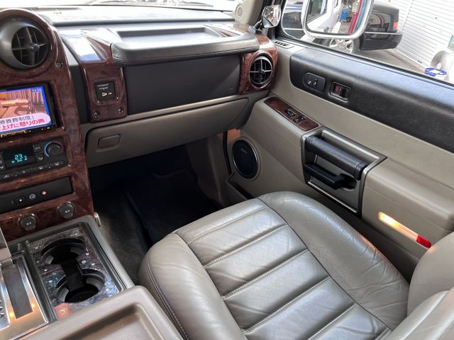 HUMMER H2