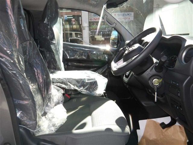 CARAVAN van 2WD