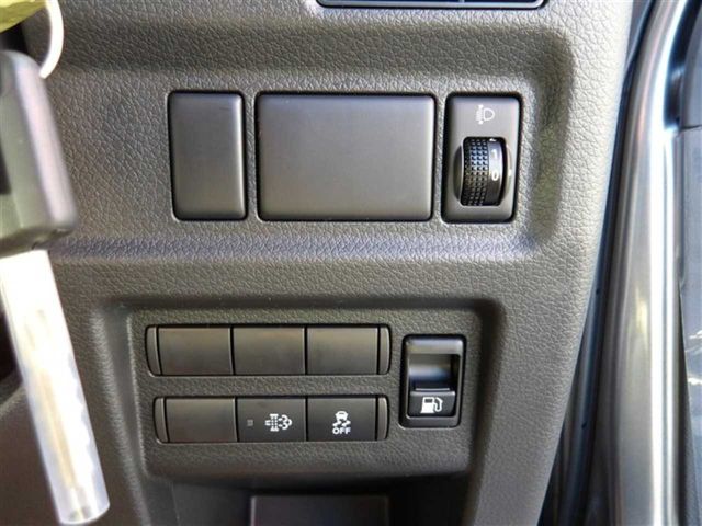 CARAVAN van 2WD