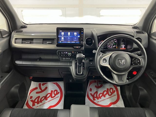 N-WGN CUSTOM 4WD