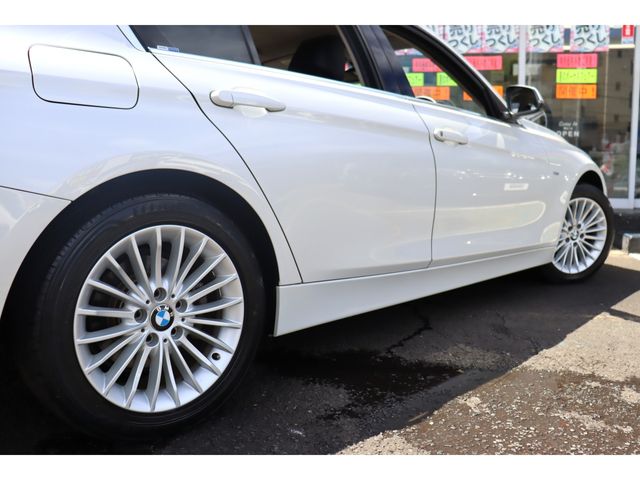 BMW 3series sedan