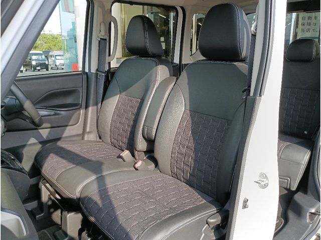 DELICA MINI