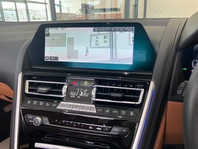 BMW 8series open