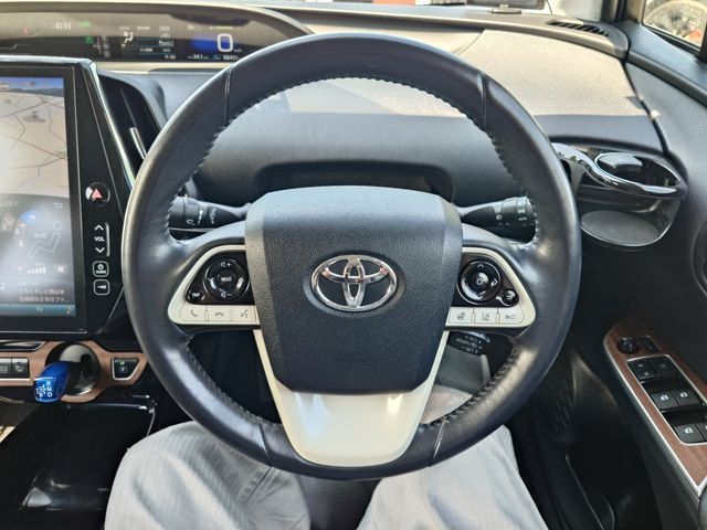 PRIUS PHV