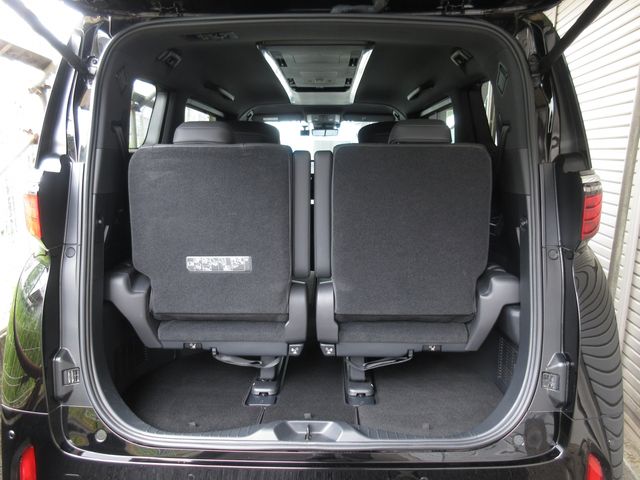 ALPHARD hybrid