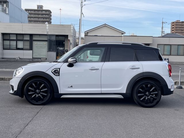 BMW MINI COOPER SD CROSSOVER