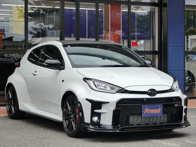GR YARIS
