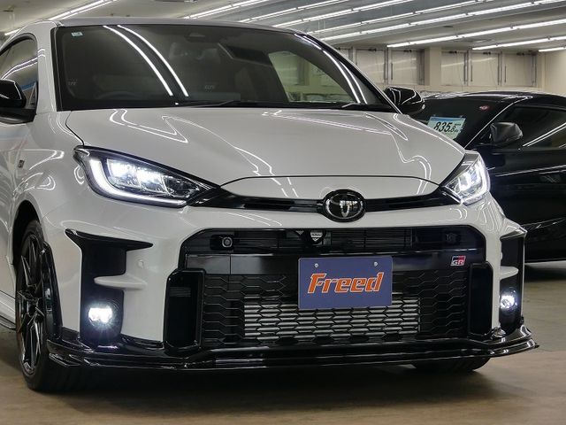 GR YARIS