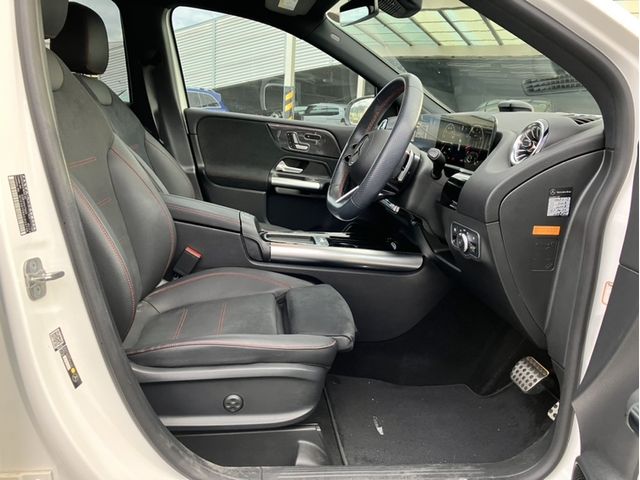 MERCEDES BENZ B class
