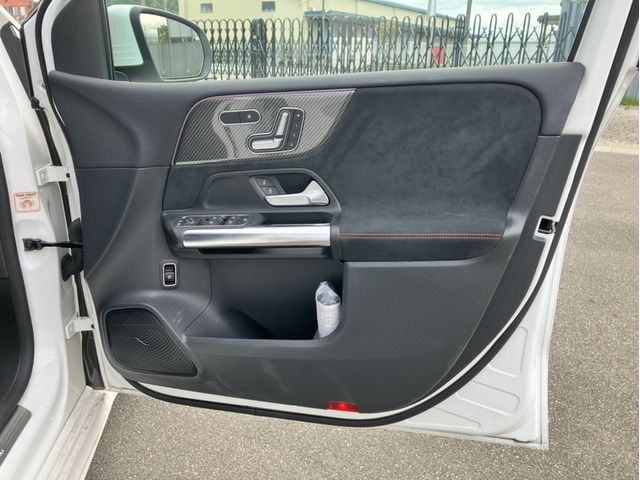 MERCEDES BENZ B class