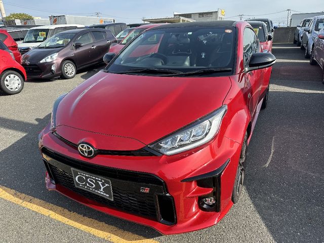 GR YARIS