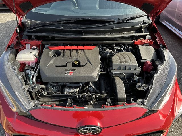 GR YARIS