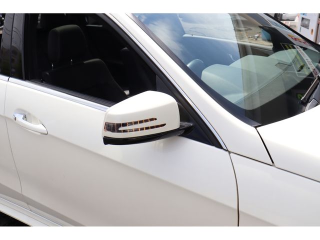 MERCEDES BENZ E class stationwagon