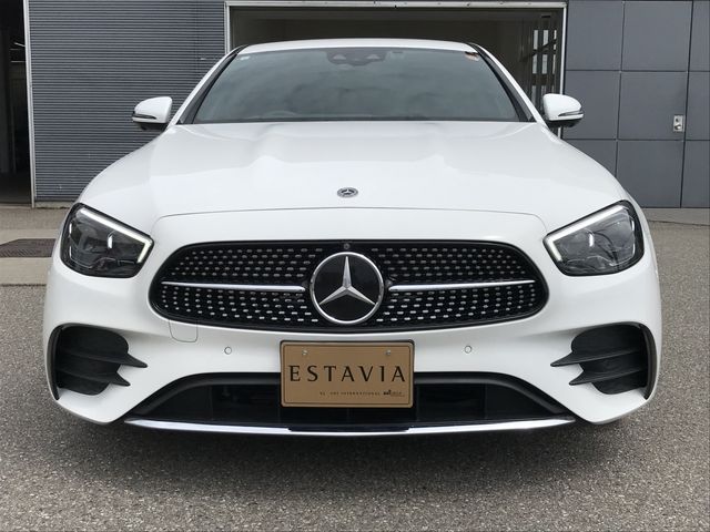 MERCEDES BENZ E-Class sedan
