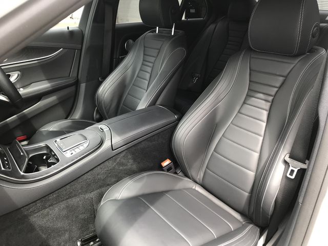 MERCEDES BENZ E-Class sedan
