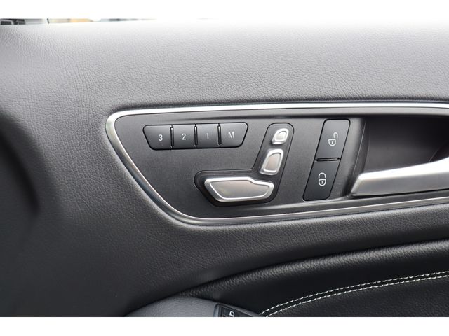 MERCEDES BENZ GLA class