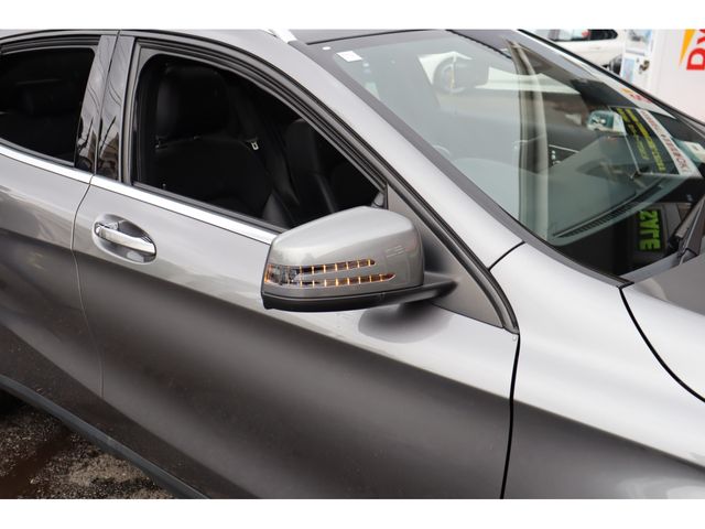 MERCEDES BENZ GLA class
