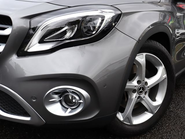 MERCEDES BENZ GLA class