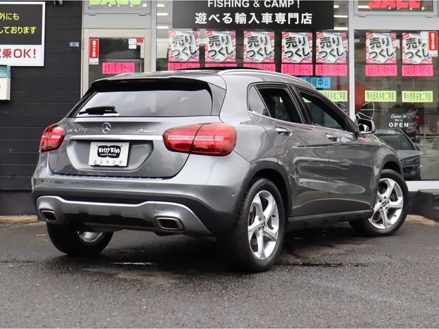 MERCEDES BENZ GLA class