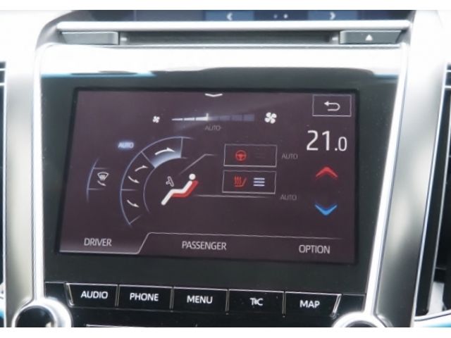 CROWN sedan hybrid