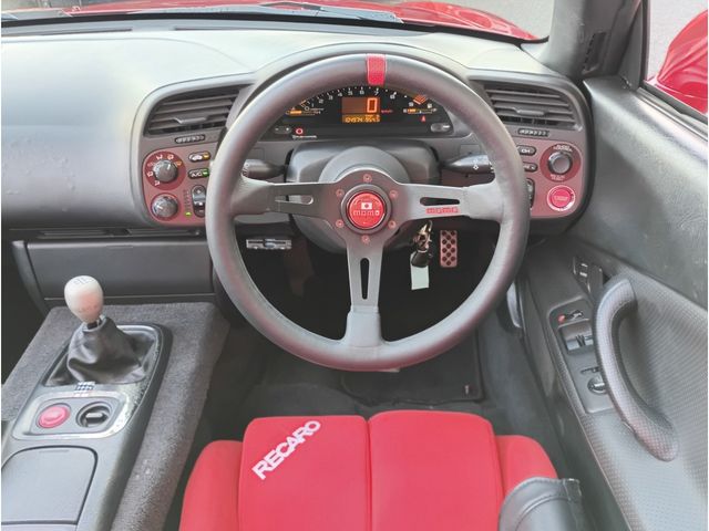 S2000