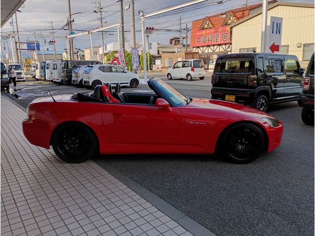 S2000