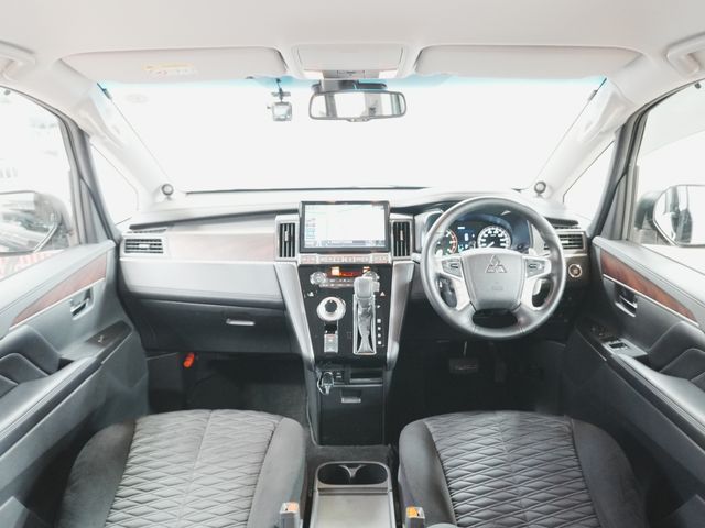 DELICA D:5 4WD