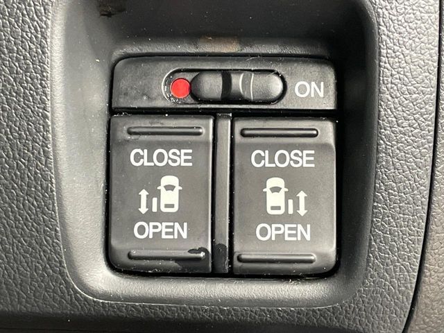 N BOX