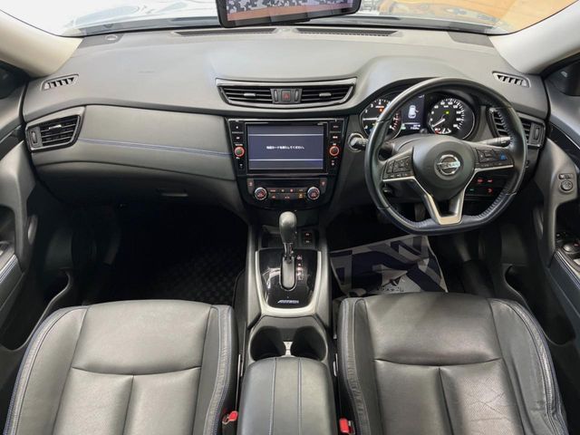 X-TRAIL HYBRID 4WD