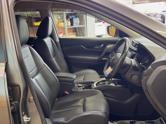 X-TRAIL HYBRID 4WD