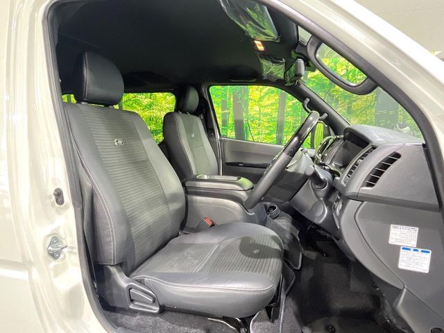 HIACE van 2WD