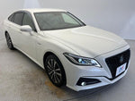 CROWN sedan hybrid