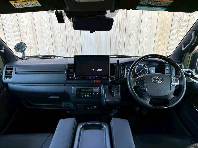 HIACE van 4WD