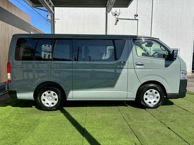HIACE van 2WD