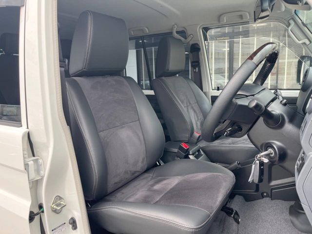 LANDCRUISER 70