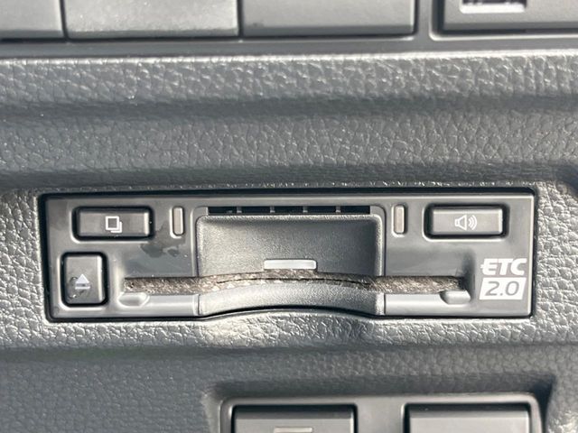 COROLLA CROSS HYBRID