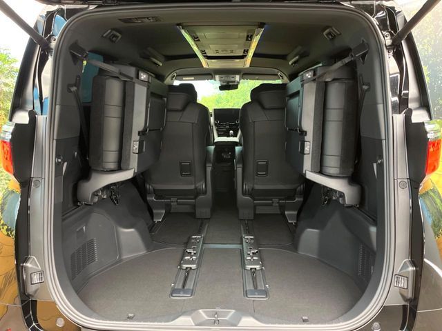 ALPHARD hybrid