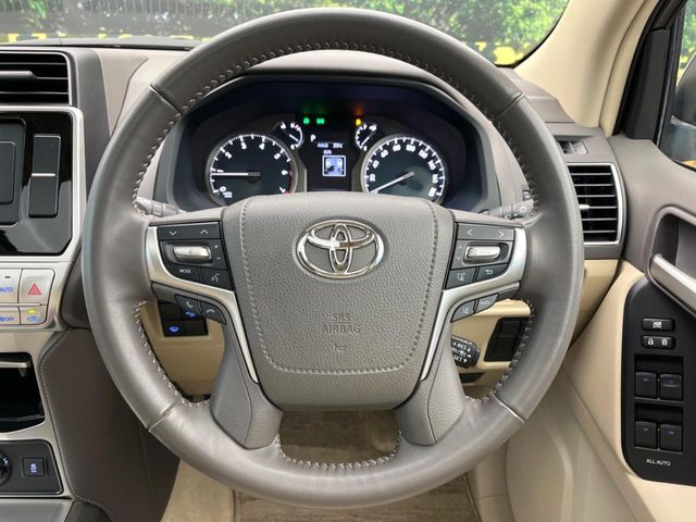 LANDCRUISER PRADO
