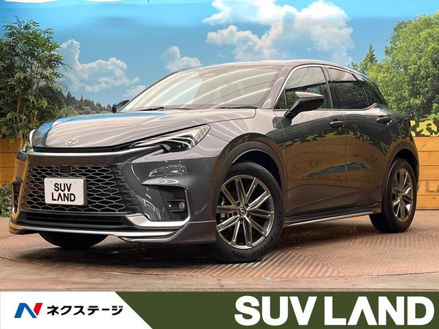 LEXUS LBX
