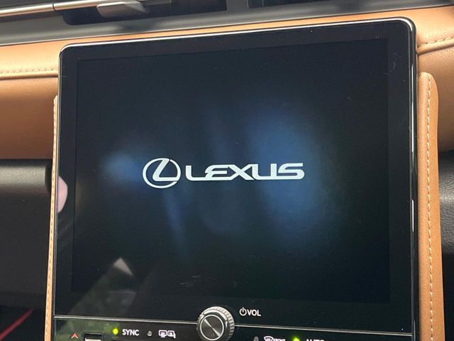 LEXUS LBX